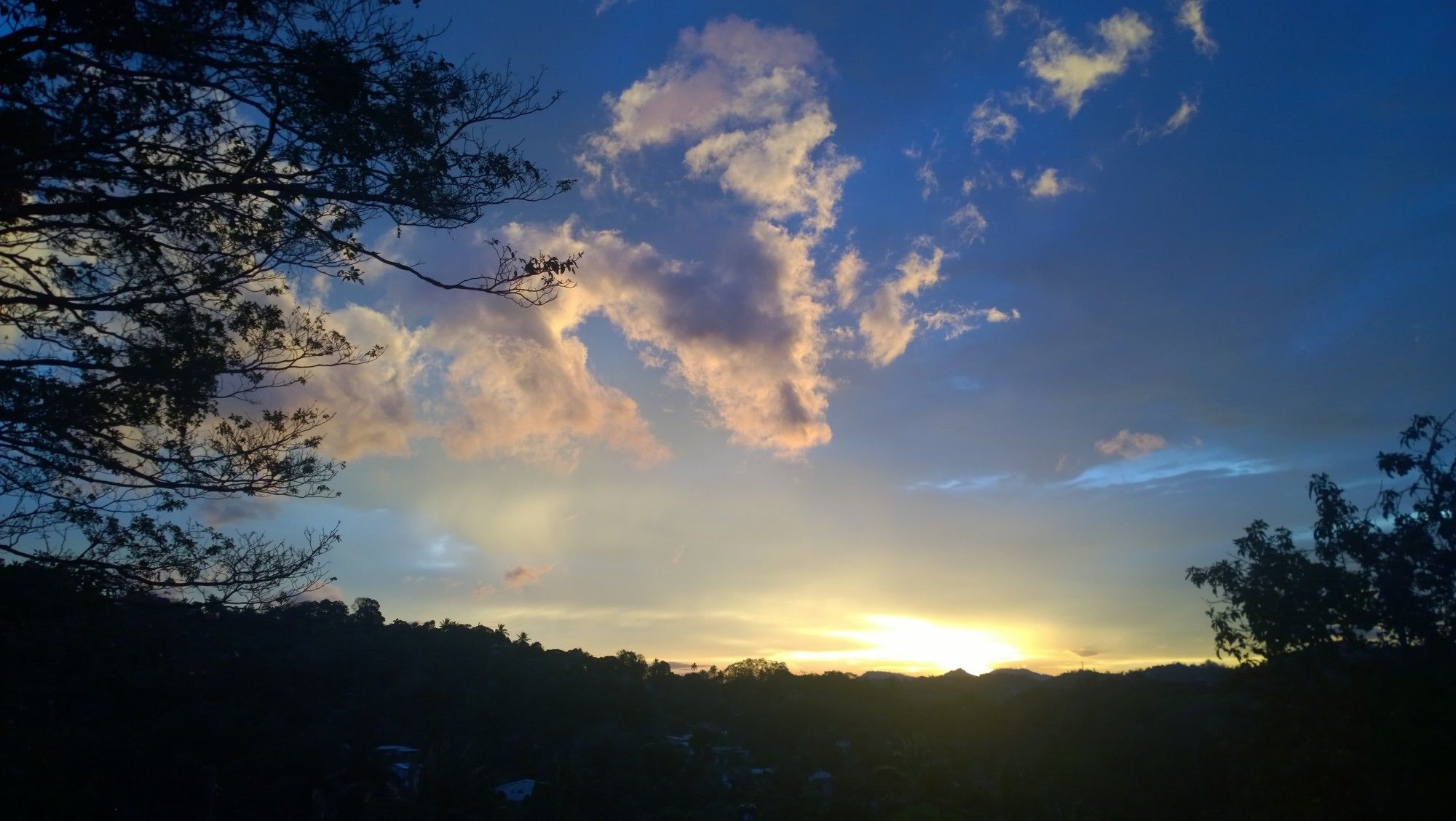 Oyo 436 Sandakelum Tourist Guest House แคนดี้ ภายนอก รูปภาพ