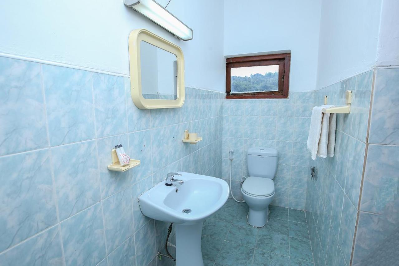 Oyo 436 Sandakelum Tourist Guest House แคนดี้ ภายนอก รูปภาพ