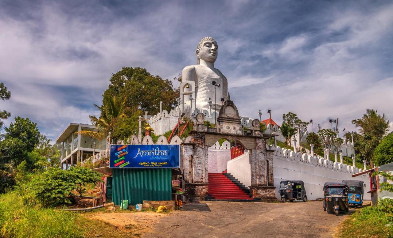 Oyo 436 Sandakelum Tourist Guest House แคนดี้ ภายนอก รูปภาพ
